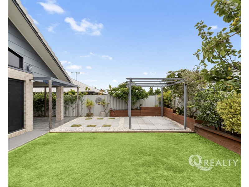 128 Greenview Avenue, South Ripley QLD 4306