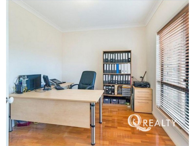 11 Justin Close, Parkinson QLD 4115