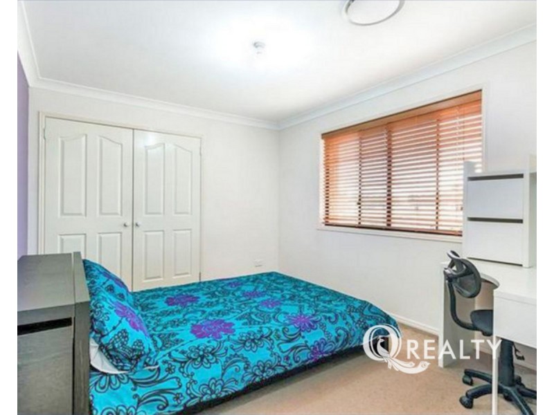 11 Justin Close, Parkinson QLD 4115