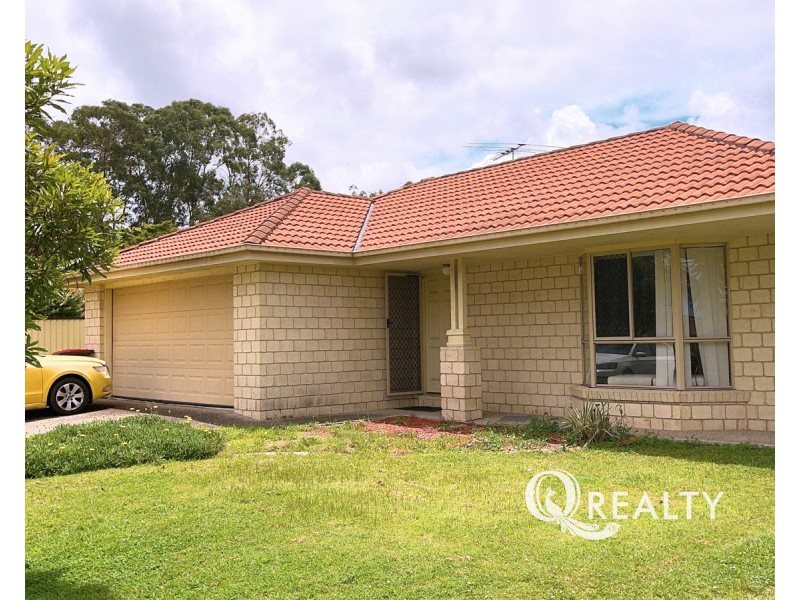 4 Links Avenue, Meadowbrook QLD 4131