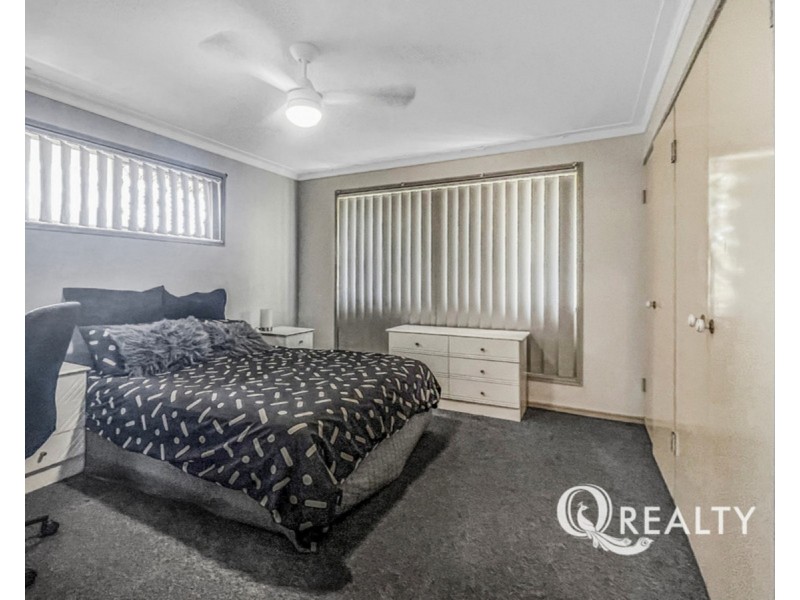 11 Hoover Court, Stretton QLD 4116