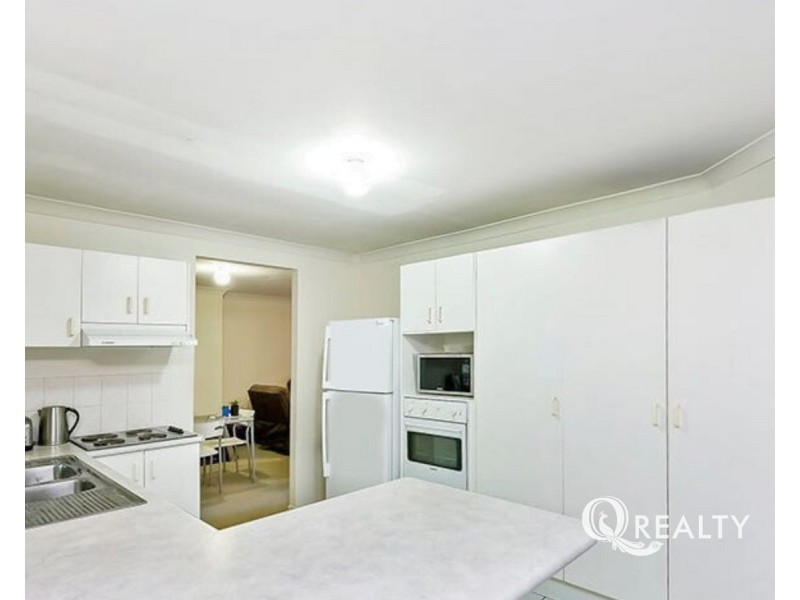 8 Housman Place, Calamvale QLD 4116