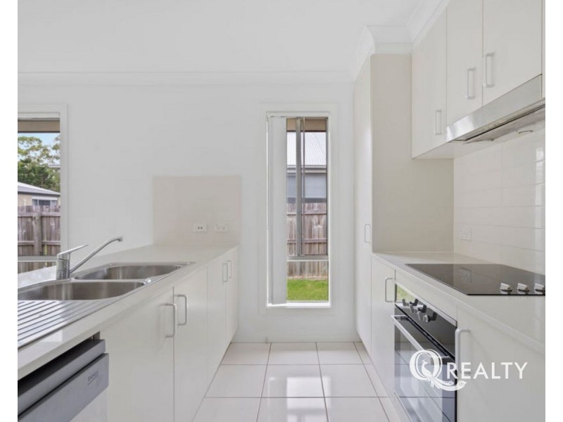 24 Drewett Avenue, Redbank Plains QLD 4301