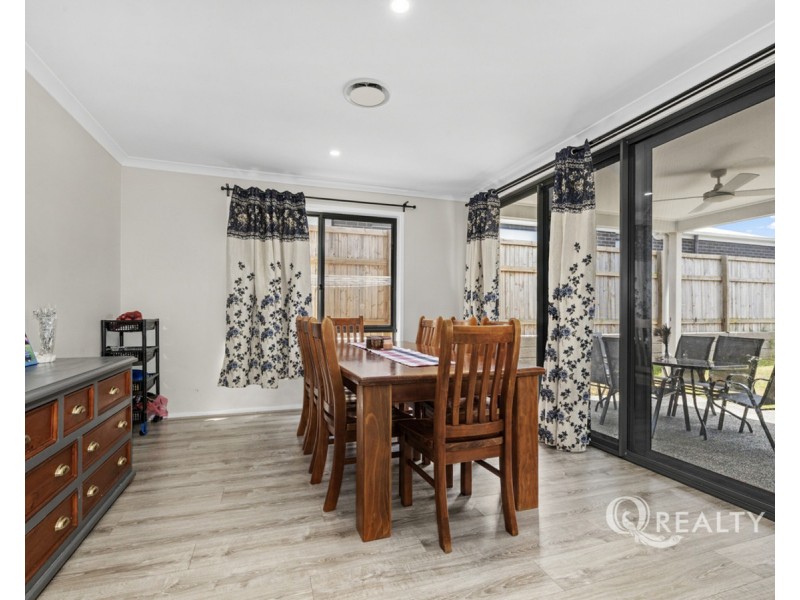 84 Kessels Boulevard, Greenbank QLD 4124