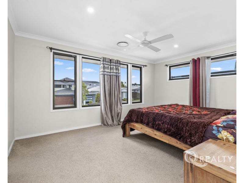 84 Kessels Boulevard, Greenbank QLD 4124