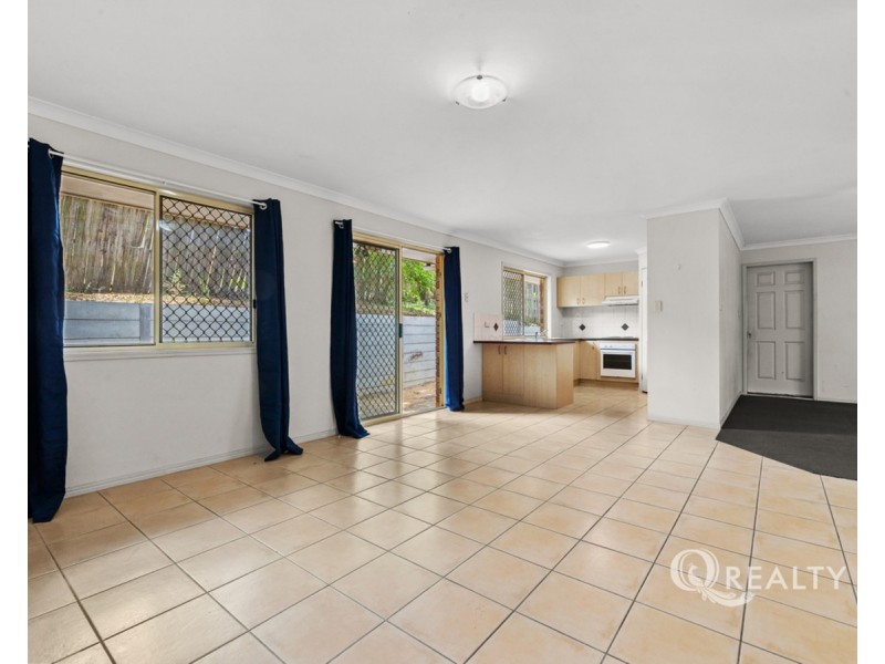 11 Azure Street, Goodna QLD 4300