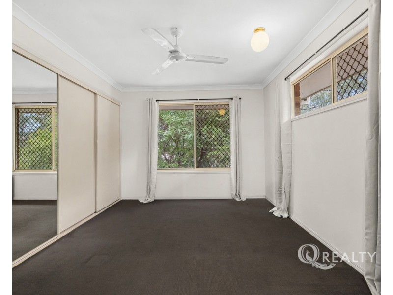 11 Azure Street, Goodna QLD 4300