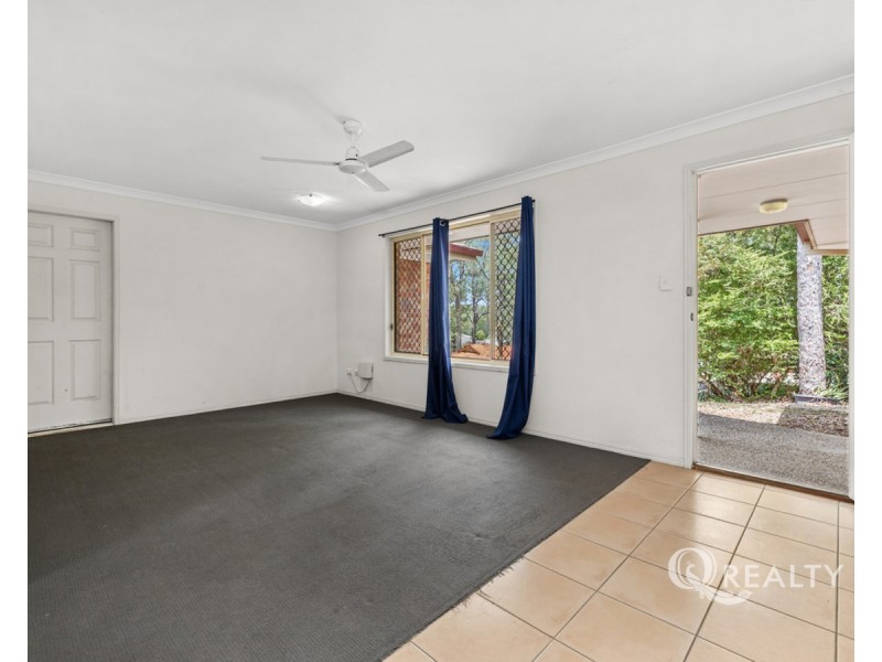 11 Azure Street, Goodna QLD 4300