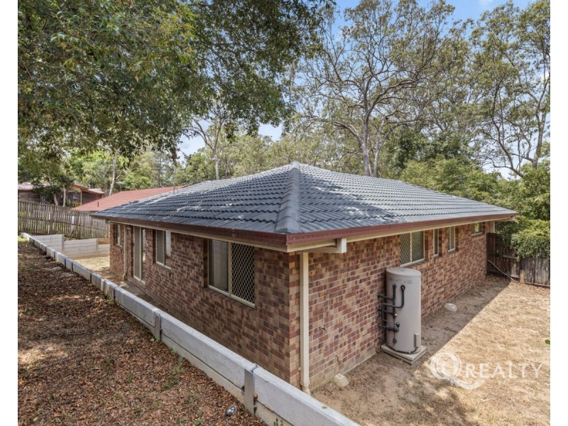 11 Azure Street, Goodna QLD 4300