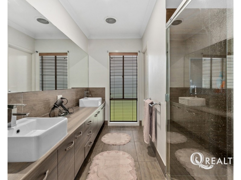 10 Mothership Drive, Berrinba QLD 4117