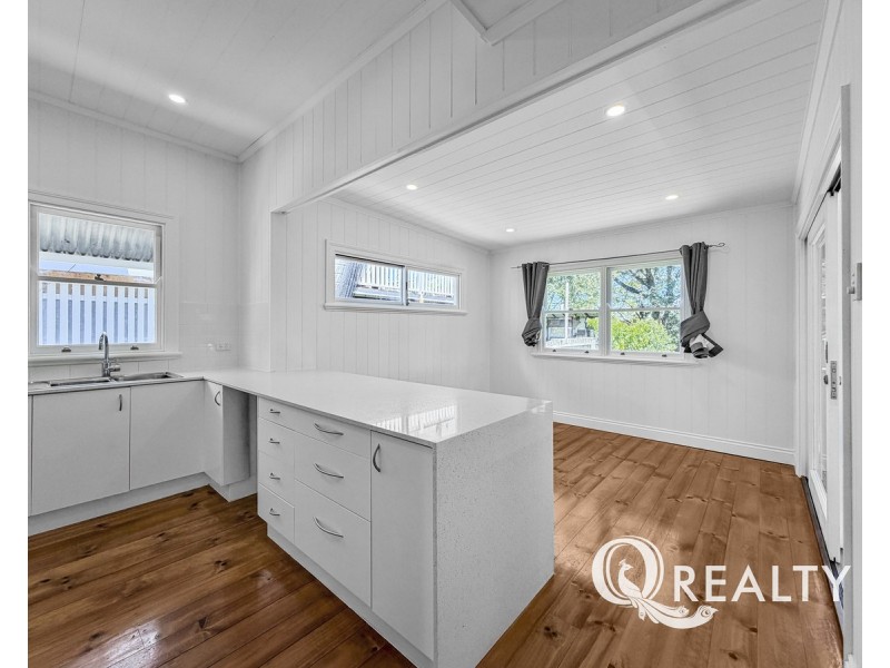 15 Beatrice Street, Greenslopes QLD 4120