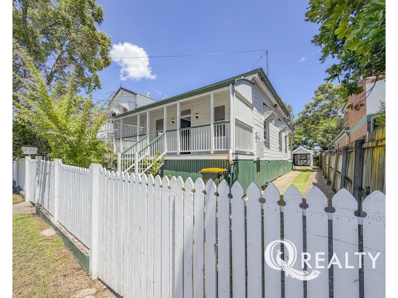 15 Beatrice Street, Greenslopes QLD 4120