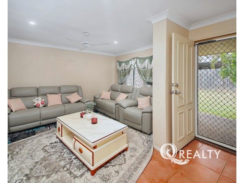 40 First Avenue, Marsden QLD 4132