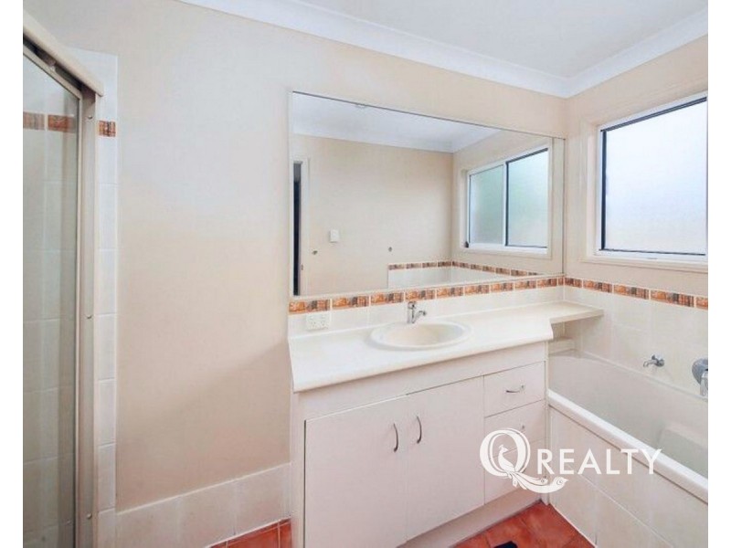 40 First Avenue, Marsden QLD 4132