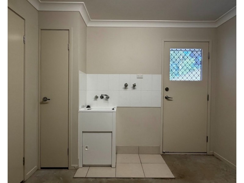 5 Kinglake Avenue, Springfield Lakes QLD 4300