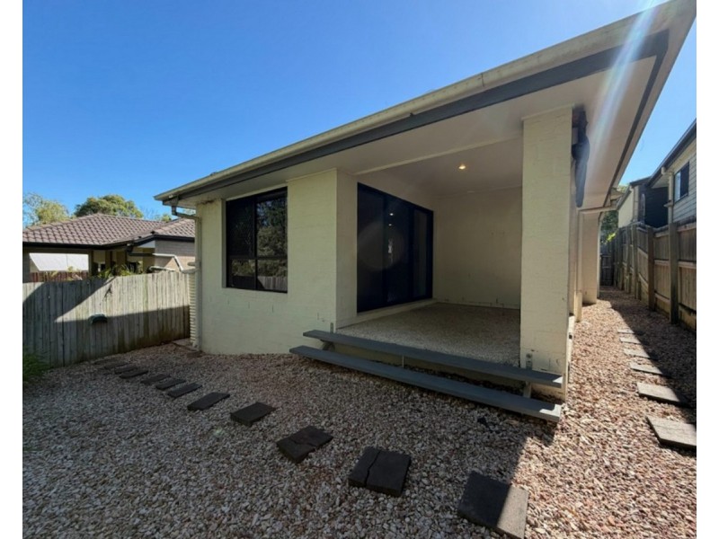 5 Kinglake Avenue, Springfield Lakes QLD 4300