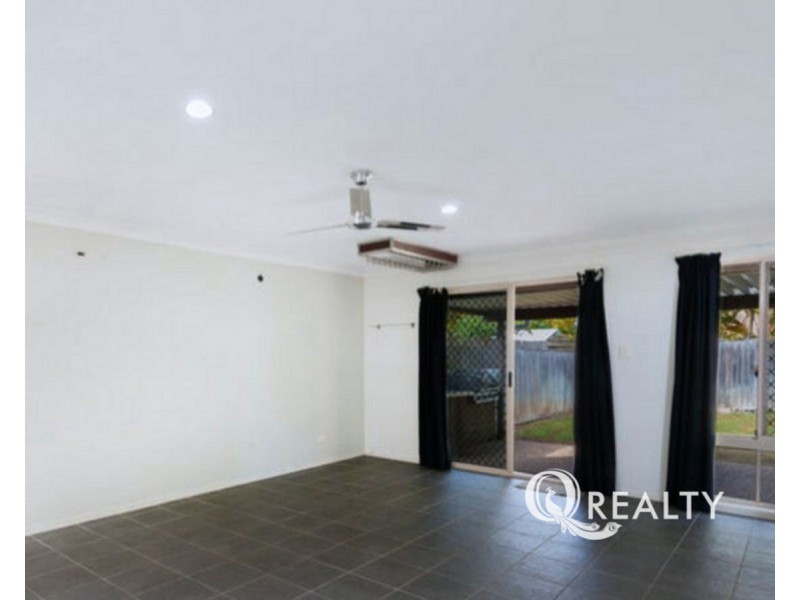 8 Lawson Place, Forest Lake QLD 4078