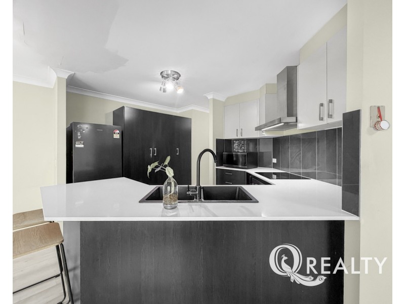 22 Tuberose Place, Calamvale QLD 4116