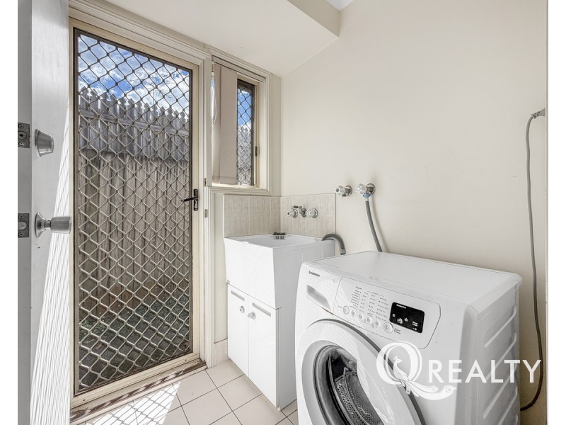 22 Tuberose Place, Calamvale QLD 4116