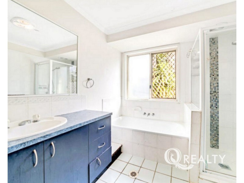 37 Murrumbidgee Street, Hillcrest QLD 4118