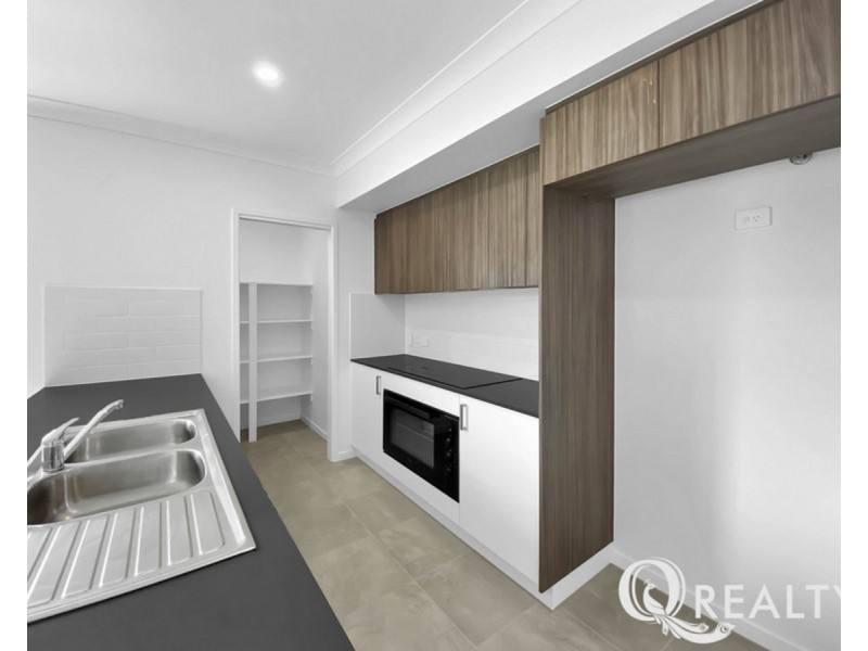 6 Mettle Street, Gleneagle QLD 4285