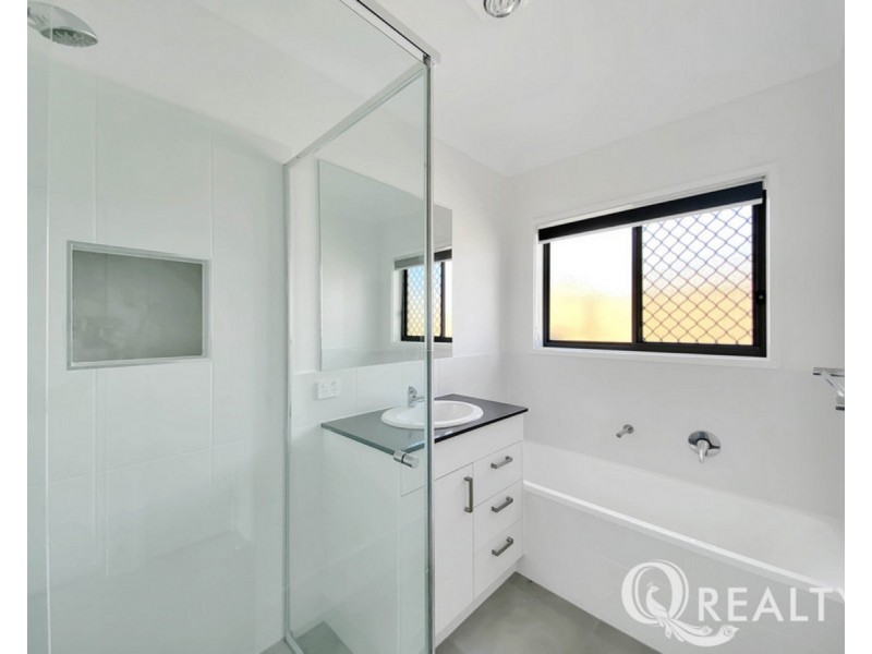 6 Mettle Street, Gleneagle QLD 4285