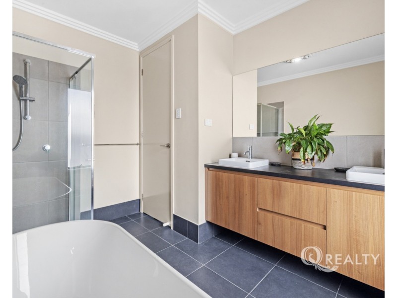 21 Augstein Street, Coopers Plains QLD 4108