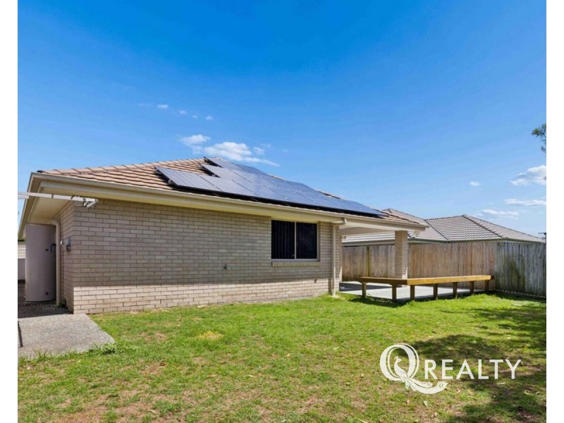 14 Maurie Pears Crescent, Pimpama QLD 4209