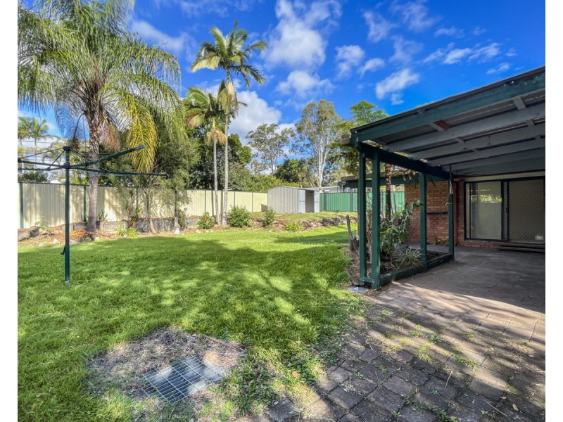 6 Bushland Drive, Regents Park QLD 4118