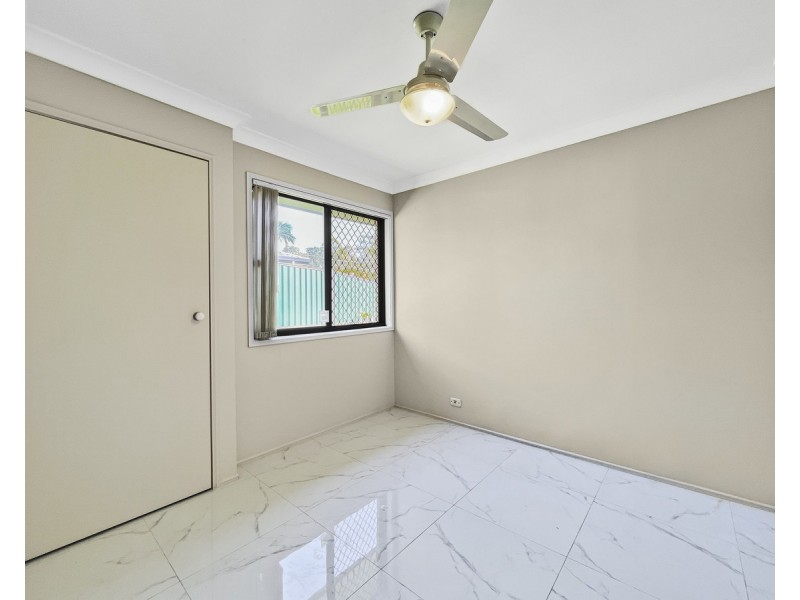 6 Bushland Drive, Regents Park QLD 4118