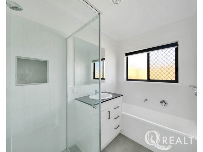 .6 Mettle Street, Gleneagle QLD 4285