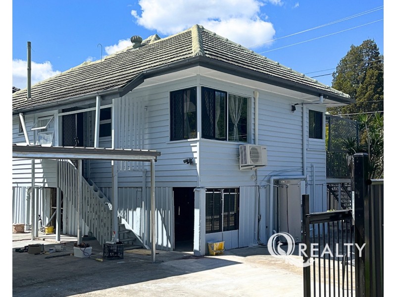 793 Oxley Road, Corinda QLD 4075