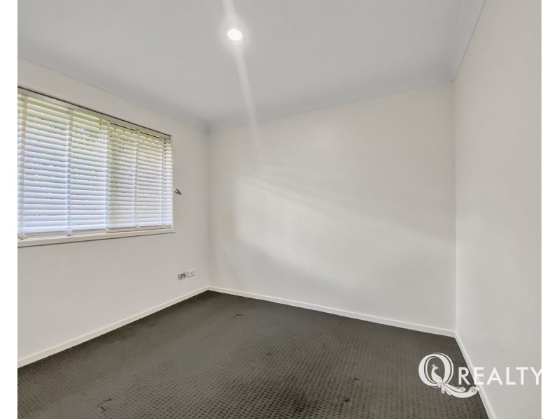1 Nepeta Street, Regents Park QLD 4118