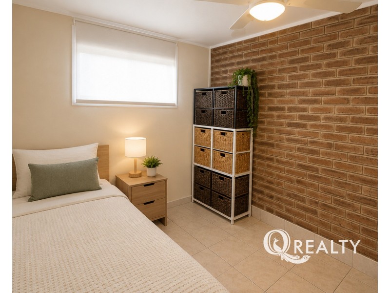 4/4 Conoble Court, Eagleby QLD 4207