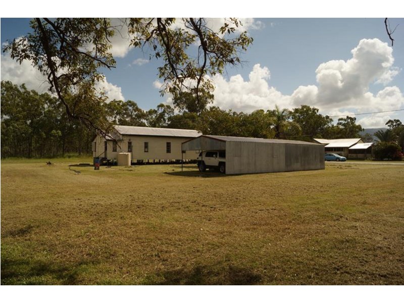 18-20 Graham Street, Koumala QLD 4738
