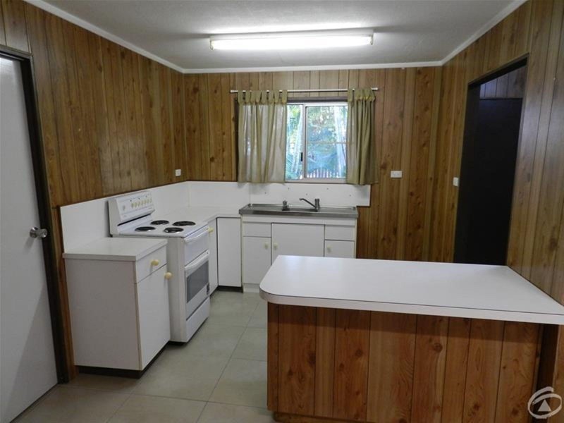 3 Crescent Street, Armstrong Beach QLD 4737