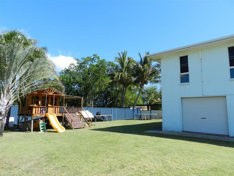 31 Poole Street, Sarina Beach QLD 4737