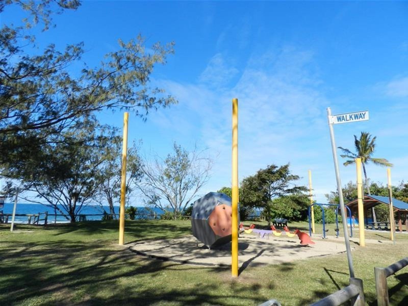 31 Poole Street, Sarina Beach QLD 4737