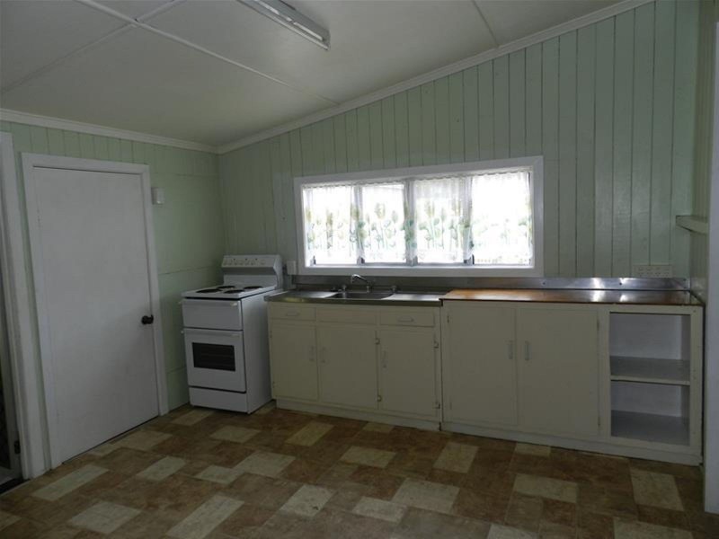 13 Langdon Street, Sarina QLD 4737