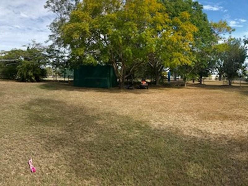5 Waverley Street, St Lawrence QLD 4707