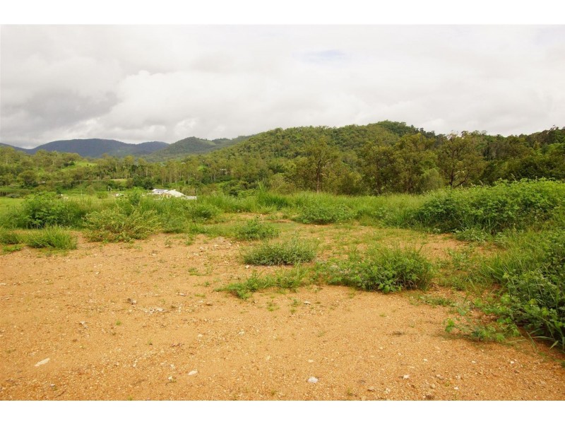 655 Middle Creek Road, Sarina QLD 4737