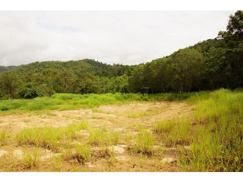 655 Middle Creek Road, Sarina QLD 4737