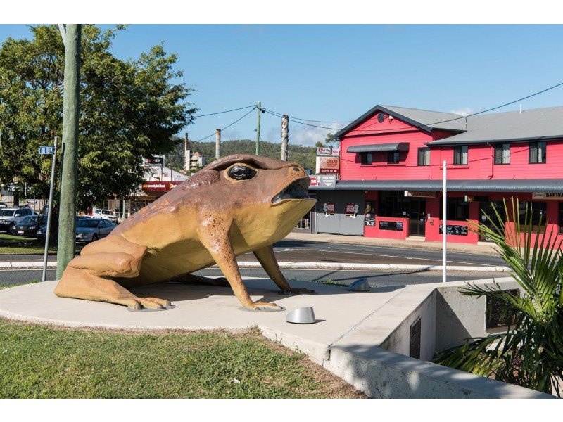 4/4-20 Broad Street, Sarina QLD 4737