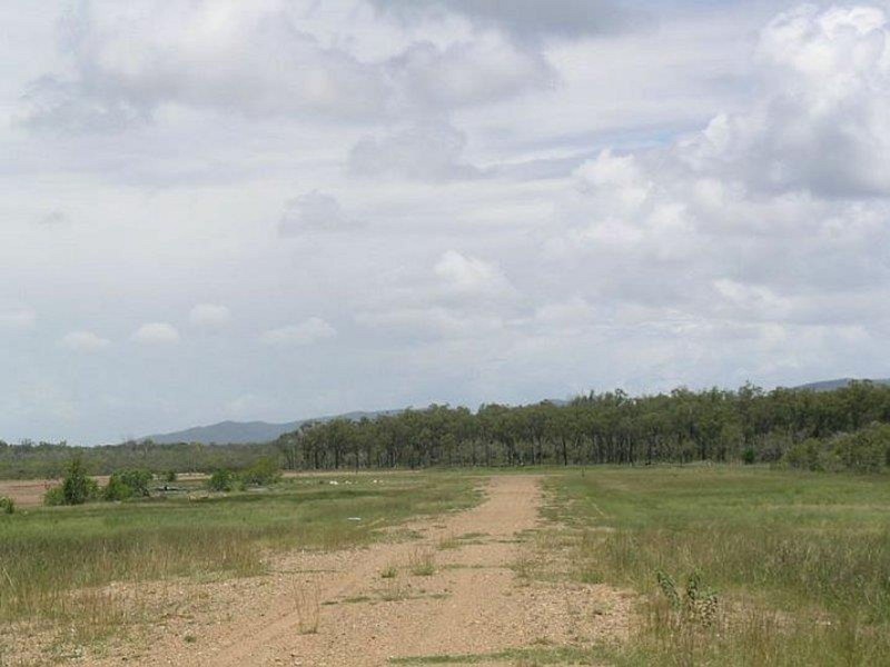 286 Mcleods Road, Carmila QLD 4739