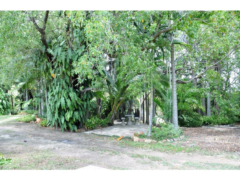226 Smart Road, Koumala QLD 4738