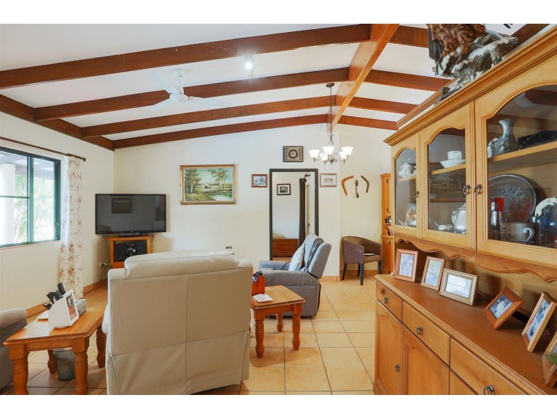 673 Middle Creek Road, Sarina QLD 4737