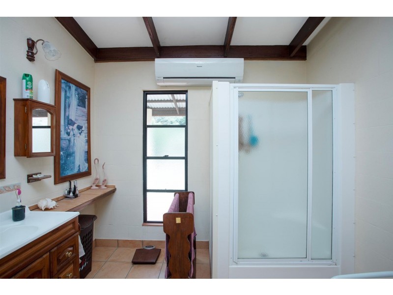 673 Middle Creek Road, Sarina QLD 4737