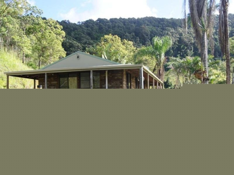 603 East Funnel Creek Road, Sarina QLD 4737