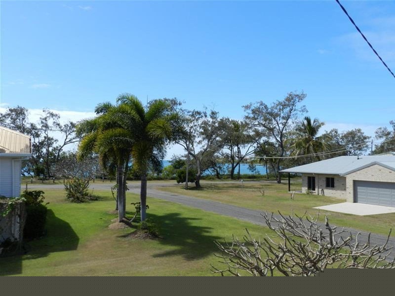 111 Zelma Street, Grasstree Beach QLD 4740