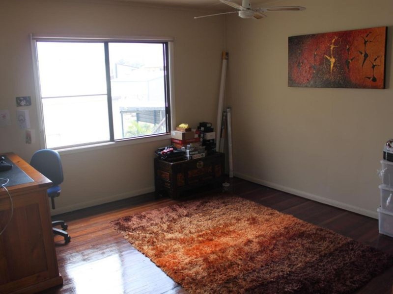 111 Zelma Street, Grasstree Beach QLD 4740